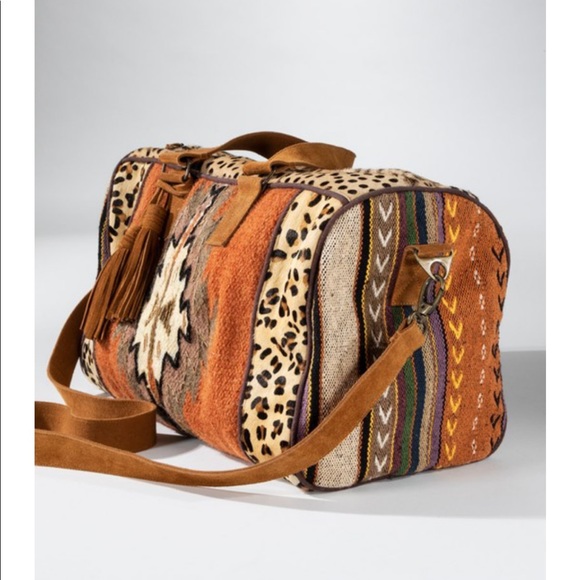 Southwestern Aztec Pattern Weekender Bag - Picture 2 of 13